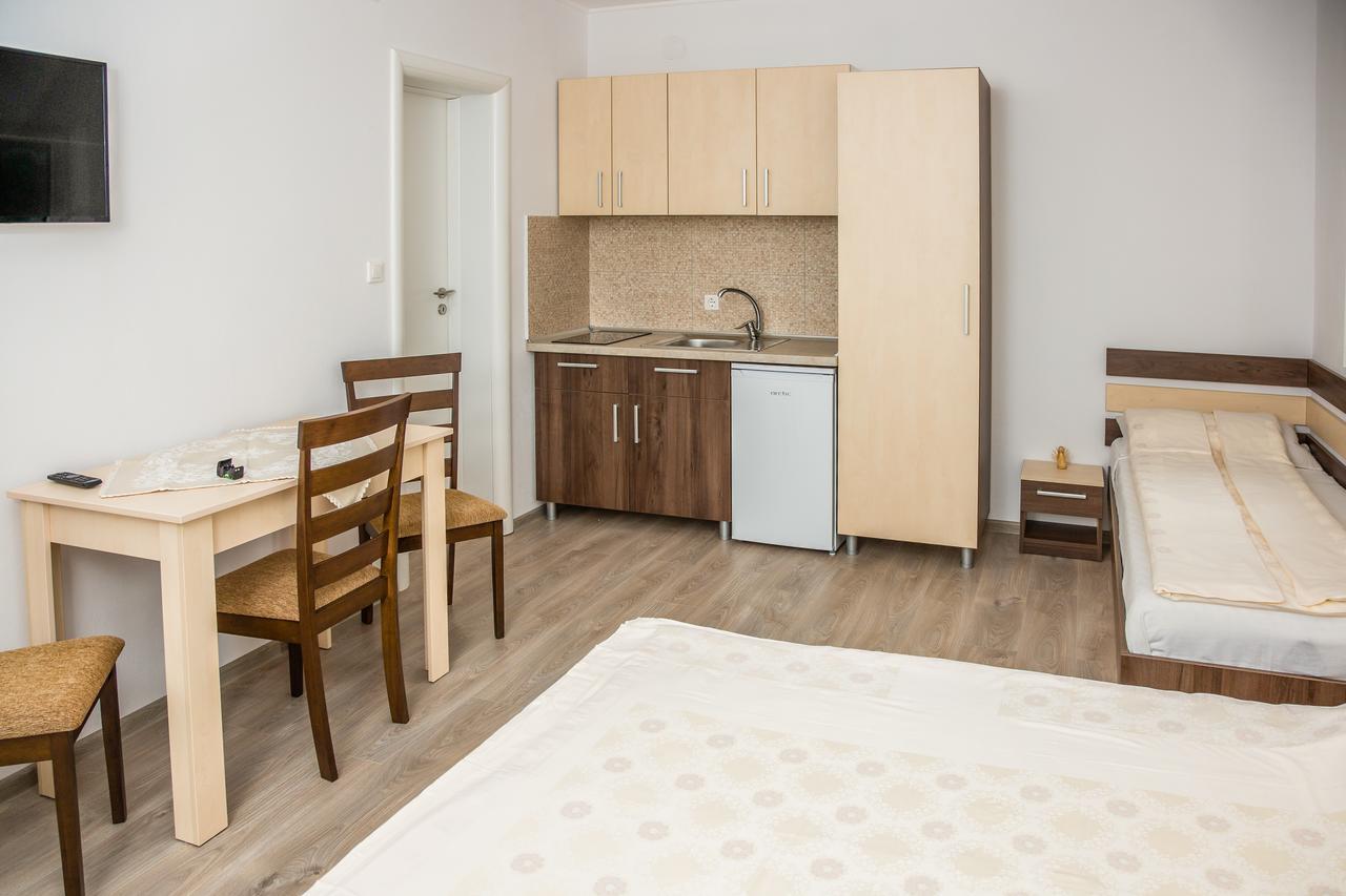 Salt Holiday Apartment เปรอิด ภายนอก รูปภาพ